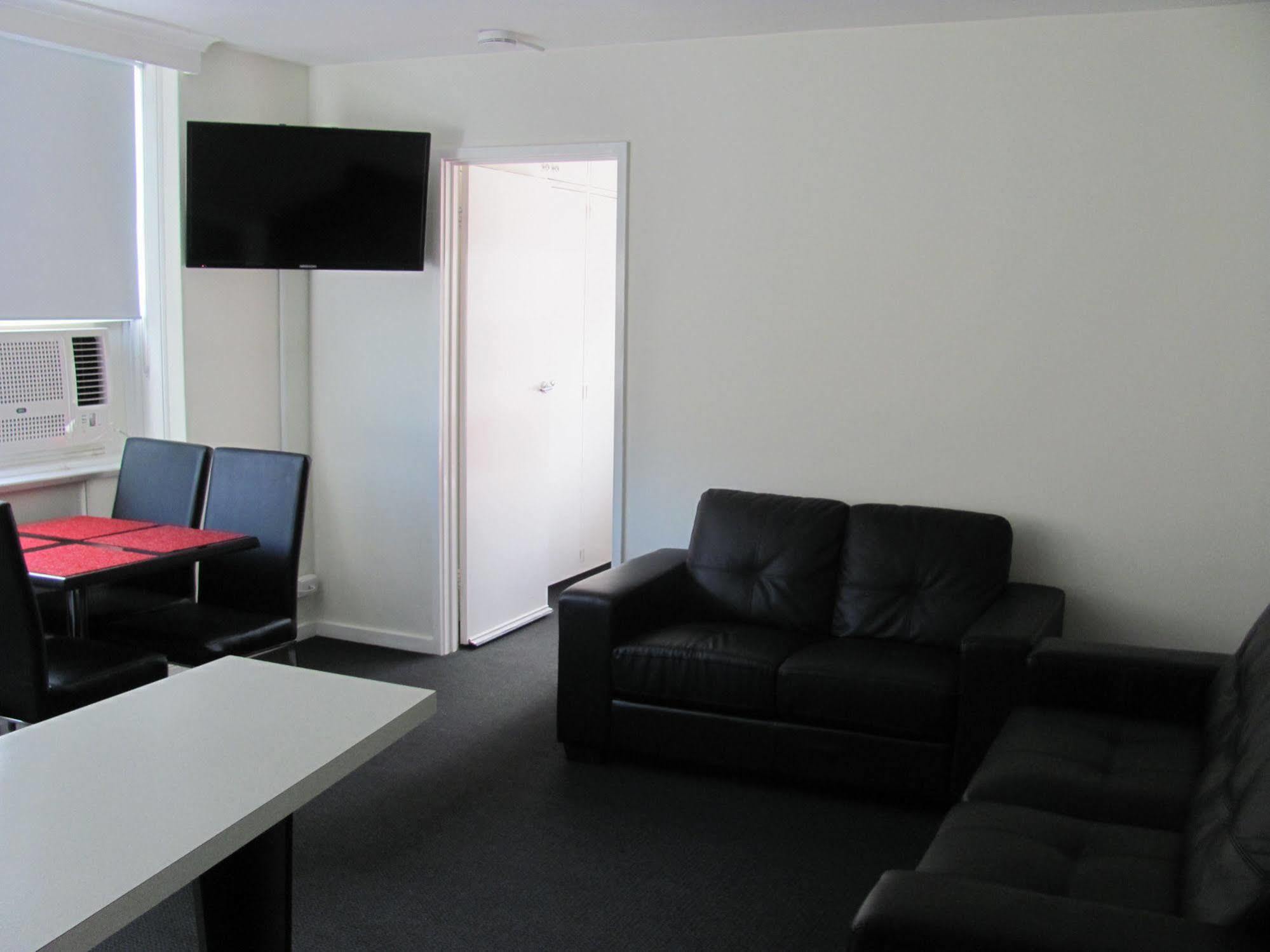 Apartments On Flemington Melbourne Bagian luar foto