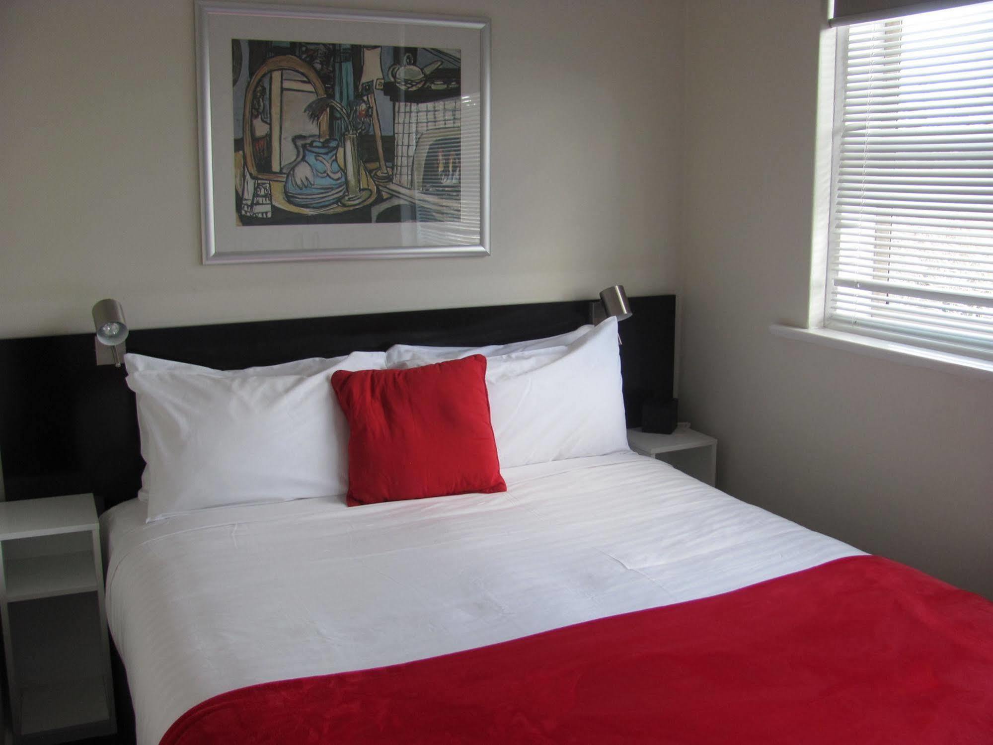 Apartments On Flemington Melbourne Bagian luar foto