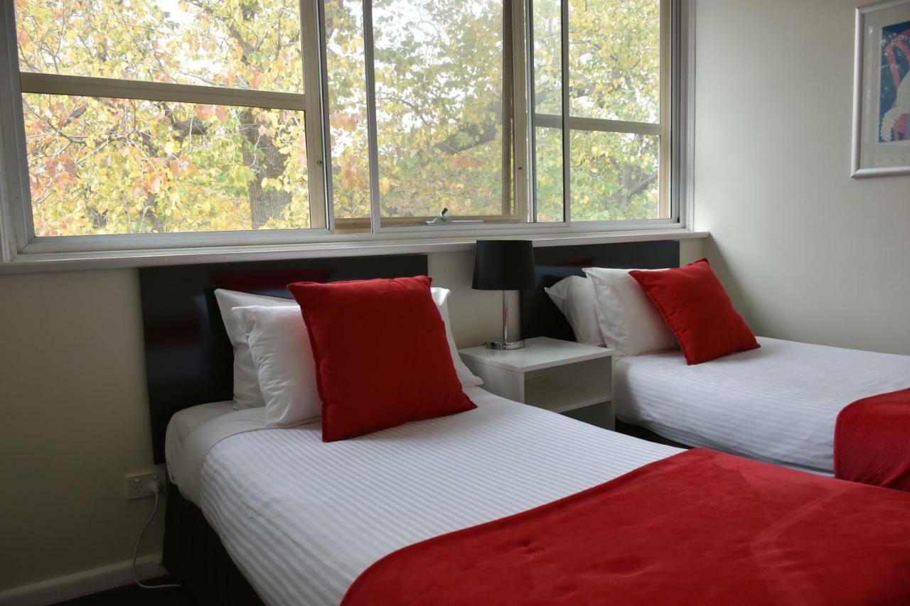 Apartments On Flemington Melbourne Bagian luar foto